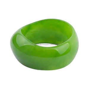 Bold Fashion Forward Statement Brazaletes de resina negra de calidad premium Joyería artesanal colorida Productos al por mayor - Product Image 5