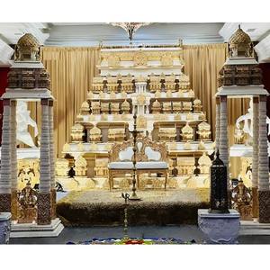 Mandap de Boda Estilo Templo Grand Gopuram, Mandap de Boda Temático Tirupati Gopuram, Mandap de Fibra de Lujo para Arreglos de Escenario, EE. UU. - Product Image 1