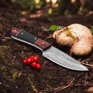 Couteau de chasse artisanal en acier Damas à lame pleine, manche ergonomique en bois pour le camping en plein air, le bushcraft et la survie - Product Image 1