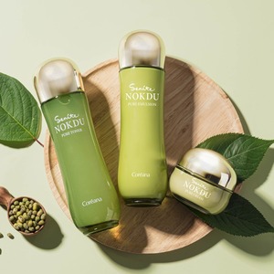 Set de Cuidado Facial Coreano con Frijol Mungo, 3 Piezas: Tónico, Emulsión y Crema, Esenciales de Belleza Coreana - Product Image 2