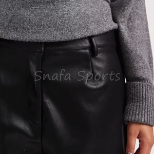 Shorts en cuir pour femmes à bas prix, imprimés, décontractés et streetwear, 100% cuir, prix de gros. - Product Image 5