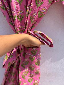 Bata Kimono Rosa de Algodón para Mujer, Albornoz Floral Hecho a Mano con Estampado de Bloques, Ropa de Dormir, Regalo - Product Image 2