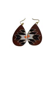 High Quality Seed Beaded <b>Earrings</b> Hand Embroidered Studs with Classic <b>Wings</b> Shape for Wedding Party or Anniversary - Product Image 4