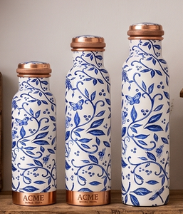 Elegantes Botellas de Cobre con Diseño Floral Azul y Hojas, a Prueba de Fugas, para Bebidas, Ideales para Hidratación Diaria, Viajes, Gimnasio, Hogar, Oficina y Yoga - Product Image 4