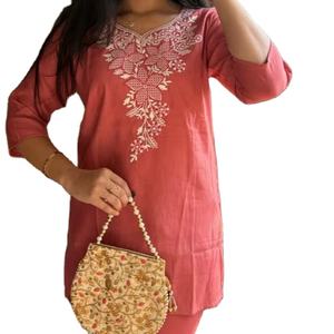 Tissu en coton pur pour femmes adultes, pour Kurta/Kurti et vêtements de soirée, avec broderie - Product Image 4