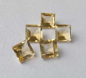 พลอยซิทรินธรรมชาติคุณภาพสูง รูปทรงสี่เหลี่ยมเจียระไนแบบเหลี่ยมคม ขนาดมาตรฐาน ขายส่งสำหรับทำเครื่องประดับ - Product Image 1