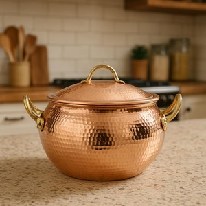 Olla de Cobre Hecha a Mano con Acabado Martillado, Forma Redonda con Tapa, Diseño Vintage, Utensilios de Cocina de Metal Duradero - Product Image 4