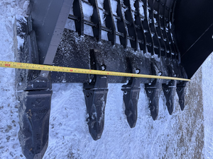 400 <b>Series</b> E400BS96-<b>6</b> Excavator Skeleton Bucket 96-inch Heavy Duty Screening Attachment - Product Image 2