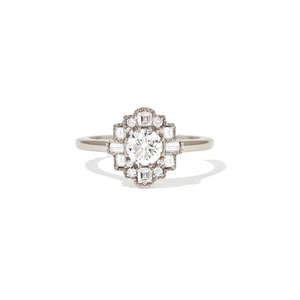 Anillo de Compromiso de Oro Amarillo de 14K con Diamante Cultivado en Laboratorio, Estilo Art Deco, Redondo - Product Image 3