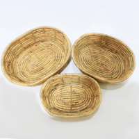 Panier de rangement multi-usages en jonc de mer tressé Artex Dong Thap Vintage Circle, fabriqué au Vietnam, confectionné avec précision pour la maison