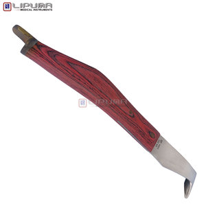 Cuchillo para Pezuñas LIPUMA NERO Fiber Hoof, para Zurdos, Hoja de Acero Inoxidable de 26 cm con Mango de Fibra de Madera Roja, Profesional para el Cuidado de Pezuñas de Caballos - Product Image 2
