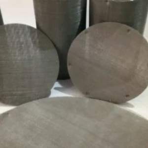 Rouleau de treillis soudé en acier inoxydable 304 316, feuille de fil de fer de 5 à 500 microns, écran filtrant pour le traitement industriel des aliments et des produits chimiques - Product Image 1