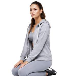 Ensemble de vêtements de sport pour femmes en polyester gris trois pièces, sweat à capuche zippé, soutien-gorge de sport et leggings taille haute, tenue de sport - Product Image 3