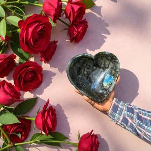 Prix d'usine, bols en cristal de labradorite naturelle en forme de cœur, pierre de guérison énergétique, décoration d'intérieur, figurine Feng Shui, cadeau - Product Image 1