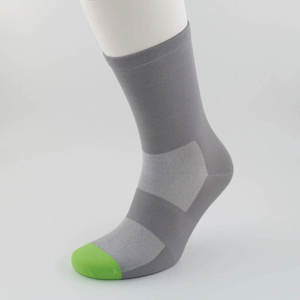 Chaussettes de football antidérapantes pour hommes, femmes et enfants, chaussettes de sport respirantes, chaussettes d'entraînement athlétiques, chaussettes de sport pour l'extérieur - Product Image 5