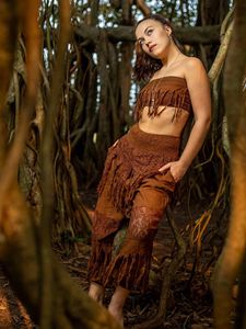 Top Bandeau Artesanal de Macramé Marrón con Flecos de Algodón, Top Corto sin Tirantes Estilo Boho Chic, Top Tribal Pixie para Festivales - Product Image 5