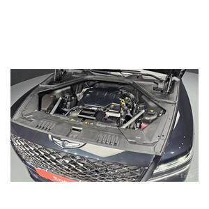 Genesis GV80 2.5T Gasolina 2WD con Caja de Cambios Automática y Asientos de Cuero, Modelo Abril 2024, 14,235 km, Volante a la Izquierda, Cámara Trasera - Product Image 6