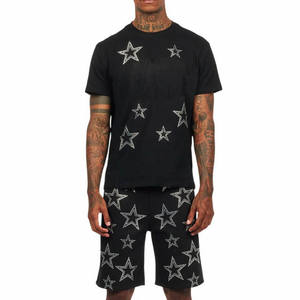 Ensemble t-shirt et short pour homme, vêtements cool d'été en deux pièces pour l'entraînement et le confort quotidien - Product Image 5