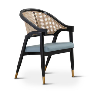 Chaise de salle à manger en teck de qualité supérieure, chaise en bois massif fabriquée à la main pour la maison, le restaurant, l'hôtel, le café, fabricant de meubles en Indonésie - Product Image 6