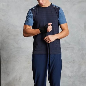 Nouveau design T-shirt de sport pour homme – Vêtement athlétique de fitness – T-shirt de sport pour homme en promotion - Product Image 5