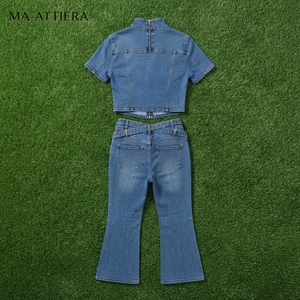 Ensemble haut en jean et jean évasé pour femme, col montant, manches courtes, détail croisé, coupe ajustée, tenue tendance deux pièces - Product Image 5