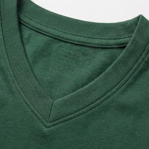 T-shirt pour femme à manches courtes et col en V, 100% coton biologique de luxe, pré-rétréci, doux, respirant, coupe décontractée, couleur personnalisable - Product Image 4