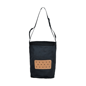 Black <b>Canvas</b> Horse Feed Bag Adjustable Strap Rectangular Leather Patch Durable Feeding Bag Bulk Wholesale OEM Supplier - Product Image 6