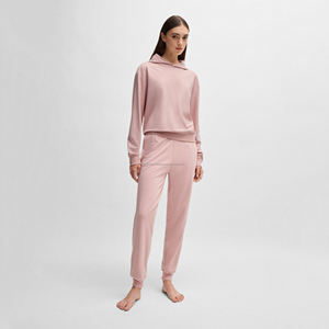 Survêtements d'hiver Mode féminine Vente en gros Ensemble deux pièces Streetwear décontracté Mode féminine Ensemble sweat à capuche et pantalon de survêtement - Product Image 1