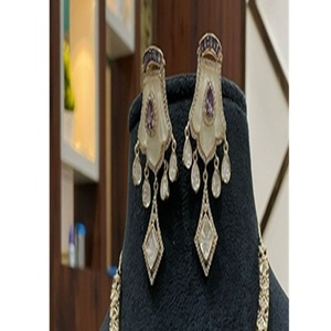 Ensemble collier et boucles d'oreilles élégants de qualité supérieure, plaqués or, avec cristaux et strass, style ethnique, pour femmes, pour fêtes, mariages, anniversaires, fiançailles - Product Image 3
