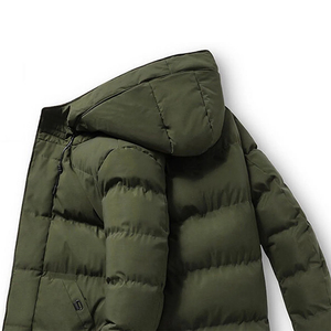 Chaqueta Acolchada con Capucha para Hombre, Resistente al Viento y Ecológica, Estilo Urbano de Invierno, 100% Poliéster, Venta al Por Mayor Artiz International - Product Image 4