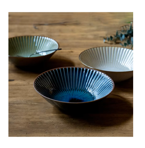 Tazón de Cerámica para Servir Comida, Diseño Japonés de Lujo, Nuevo, Bonito y de Alta Calidad - Product Image 1
