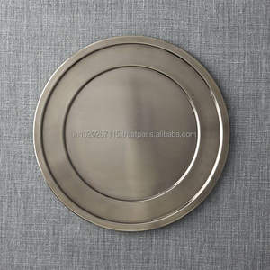 Plaque de charge en métal de style vintage de haute qualité, parfaite pour les salles de banquet traditionnelles ou les événements de restauration - Product Image 3