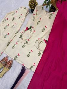 Conjunto de traje Salwar TENNECY para mujer, de algodón puro camericano, con mangas elegantes y adornos Latkan Farshi, para todas las temporadas, ideal para bodas. - Product Image 3