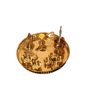 Ensemble de thali de prière traditionnel en laiton fait main pour la maison, avec cloche et cuillère, idéal pour les occasions de mariage - Product Image 2
