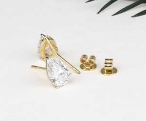 IGI Lab Diamond Tear <b>Drop</b> Studs Earrings Martiny 3-Prongs Studs Earrings, Diamond Stud Earring Pear Cut Diamond Dainty Earrings - Product Image 6