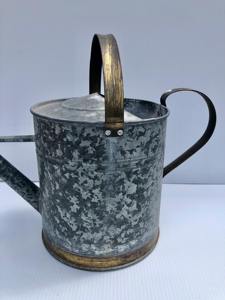 Aspersor de agua de metal galvanizado de alta resistencia, perfecto para el cuidado de plantas en el jardín, herramienta de riego para exteriores y uso en jardinería doméstica - Product Image 4