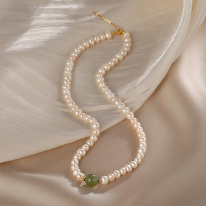 Collier en perles naturelles haut de gamme avec chaîne en os de verrouillage en pierre naturelle rétro et de niche, cadeau pour les mères âgées - Product Image 3