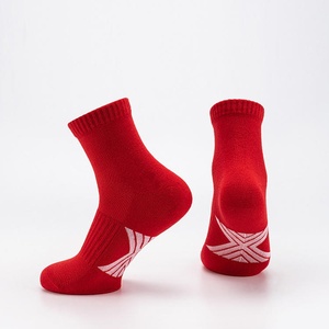Standard Terry Bottom High Top <b>Breathable</b> Basketball <b>Socks</b> for Men and Women ODM Daily Use Cotton <b>Socks</b> - Product Image 3