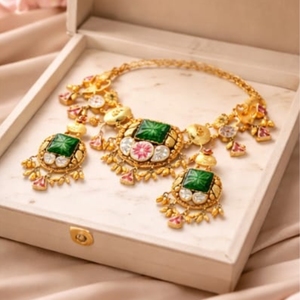 Traditional Indian Gold Necklace Set with Green Emerald Pink <b>Stones</b> and Matching Earrings Bridal Ethnic Temple Jewelry - Product Image 5