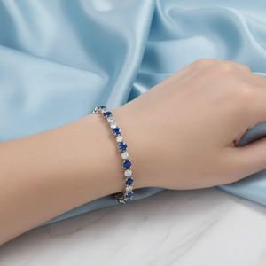 Bracelet tennis 6 pouces en or 14 carats avec diamants de laboratoire 4 carats, bleu et blanc fantaisie, taille ronde, serti clos, pour cadeau d'anniversaire - Product Image 3