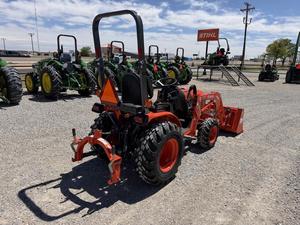 Tractor Agrícola B2601 de 55HP con Tracción en las 4 Ruedas y Motor Kohler - Product Image 6