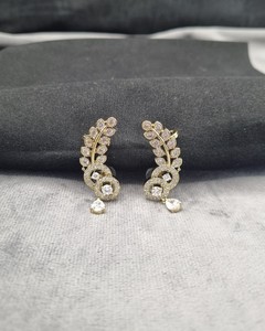 Boucles d'oreilles Ear Cuff pour femmes, motif feuille et cercle, avec pierres rondes scintillantes, bijoux de mode pour soirée, vente en gros - Product Image 4