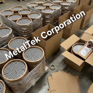 Bandeja Redonda de Madera de Acacia con Esmalte Chevron Blanco y Negro, Plato Decorativo Geométrico Moderno, Bandejas Decorativas para el Hogar al por Mayor - Product Image 5