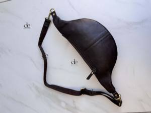 Bolso de Hombro de Cuero Genuino, Hecho a Mano, Moderno, para Viajes, Fácil de Llevar, Unisex, Elegante, con Cinturón para Dinero - Product Image 3