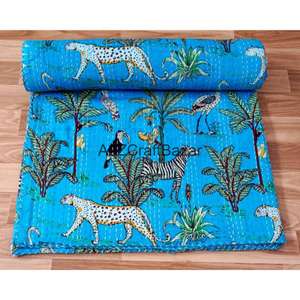 Colcha Kantha Vintage Hecha a Mano - Colcha India al por Mayor - Colcha Reversible de Algodón Orgánico para Uso en Hoteles y Hogares - Product Image 4