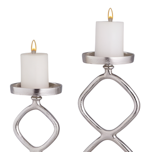 Nuevo candelabro decorativo para decoración del hogar, acabado plateado mate, portavelas de aluminio fundido, hecho a mano y personalizado. - Product Image 4