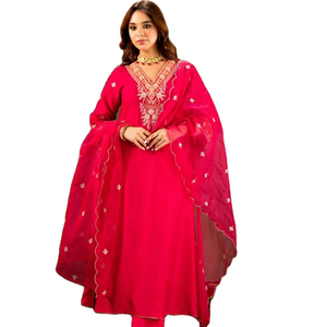 Salwar Kameez de Diseñador en Seda Georgette Pura con Piel Sintética y Bordado, Sin Arrugas, Tallas S a XXL, para Bodas y Fiestas - Product Image 1