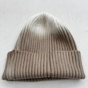 Bonnet personnalisé brodé avec pompon, en acrylique doux, tricoté, chaud, pour l'hiver, rose, unisexe, style Y2K, imprimé animal, casquette tendance, marque privée - Product Image 6