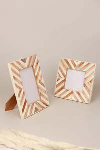 Elegant <b>Yellow</b> Bone Inlay Photo Frame 5x7 Rectangle Handmade Tabletop Wood Frame Decorative Home Display - Product Image 3