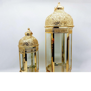 Nuevo Diseño de Linterna Dorada de Metal, Linterna Cuadrada Dorada para Decoración Festiva de Ramadán - Product Image 5